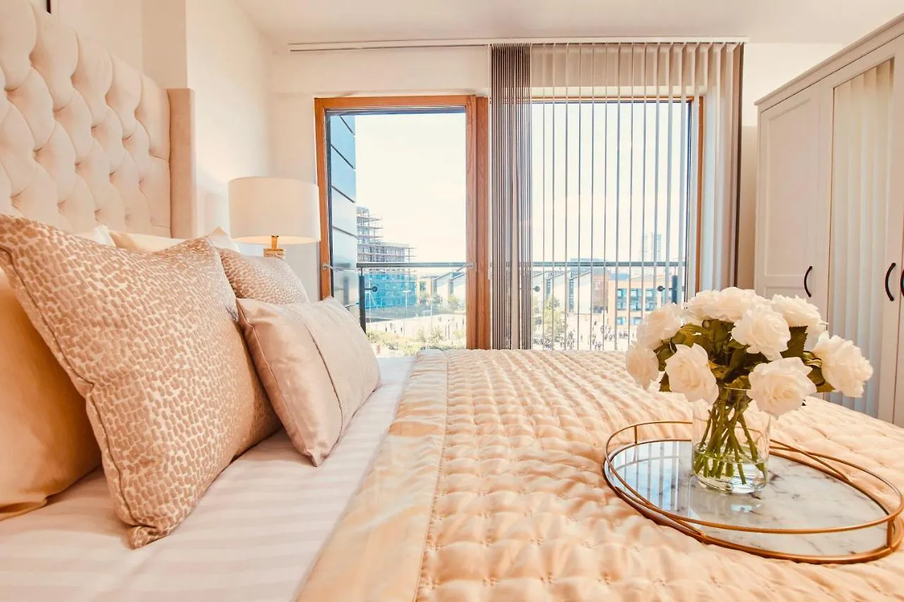 King Deluxe City Apt Large Balcony& Free Parking! Leeds  Storbritannien